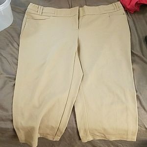 Like new business casual khaki capris